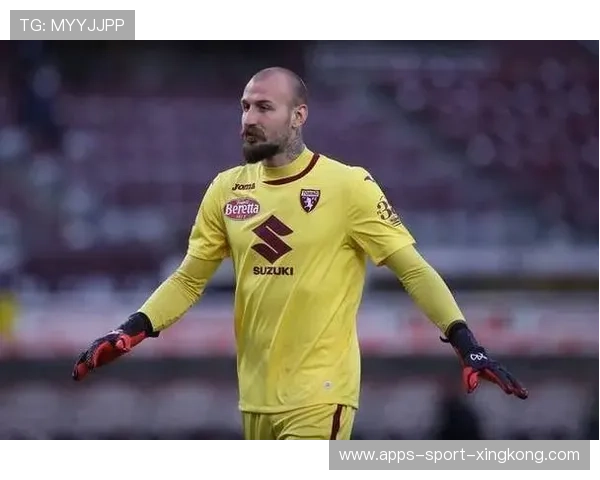 AC米兰准备把后防体系升级为多种应变结构,打造全新防线